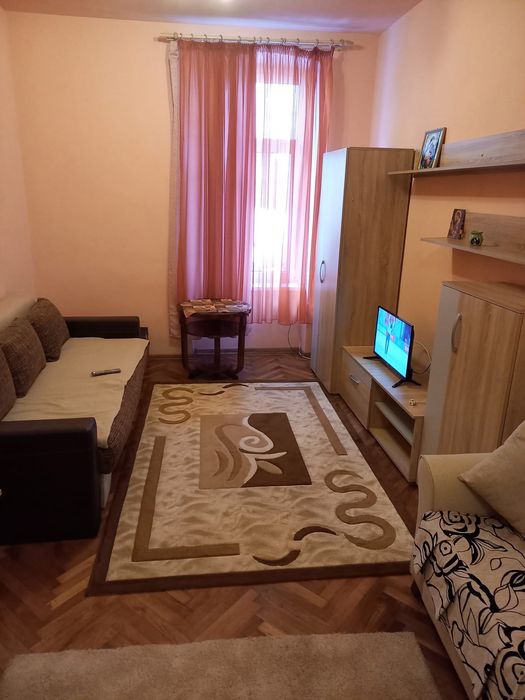 Inchiriez garsoniera in centrul istoric