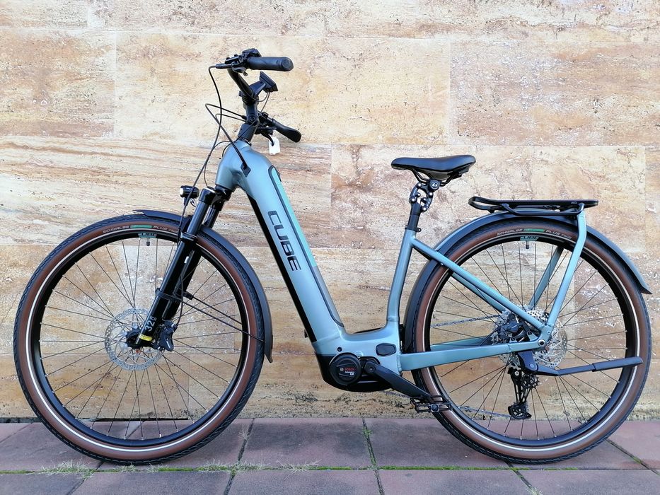 Електрически Cube Kathmandu*Bosch Smart System*750watta батерия*2200км