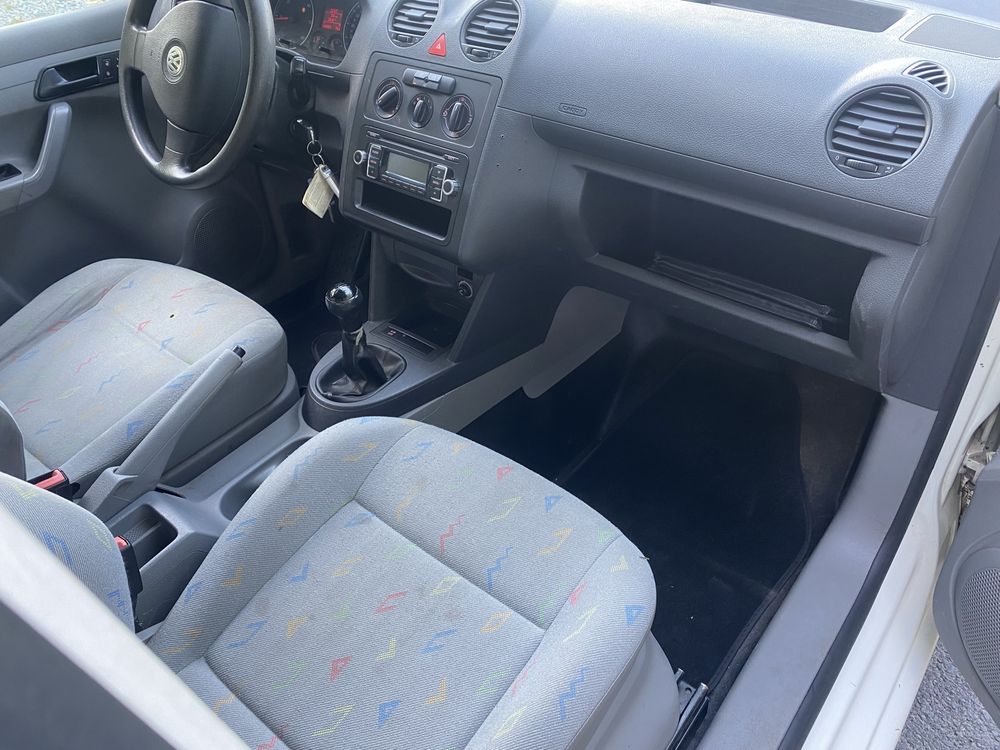 2010 vw caddy MAXI  1.9 tdi 105 cp