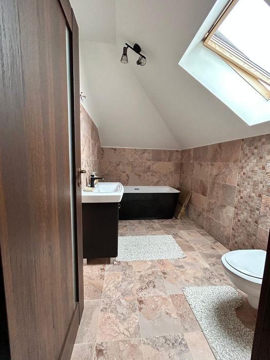 Apartament 4 camere mansarda