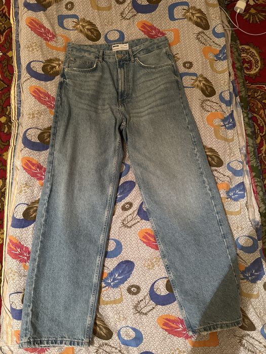 продам джинсы bershka