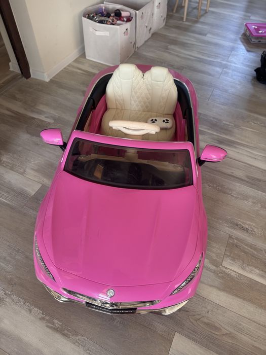 Masinuta pentru fetite