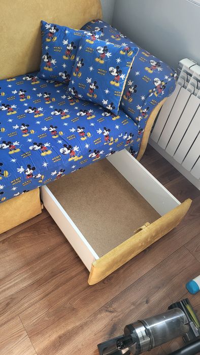 Продам детскую софу