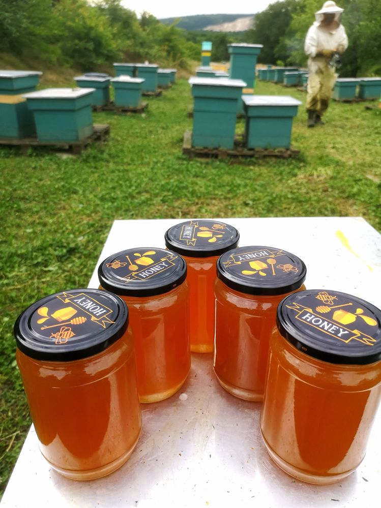 Пчелен мед букет