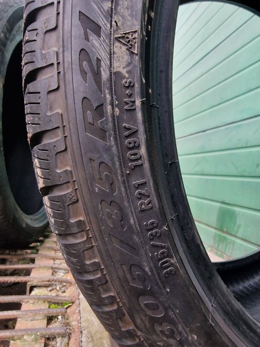 Anvelope 305/35R21 marca Pirelli, DOT 2019,6 mm