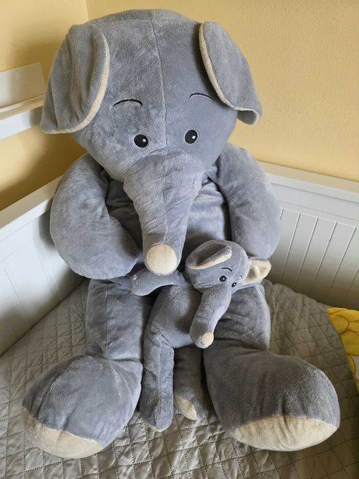 Подарявам плюшени играчки и пъзели