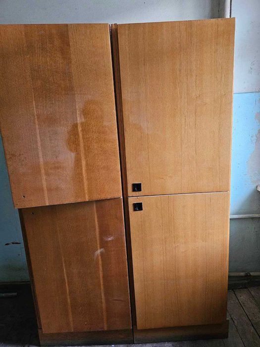 Книжные полки и др.мебель советского пр-ва