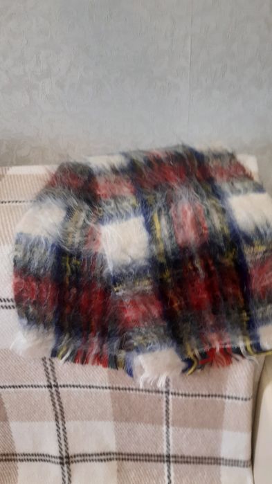 Продам мужской  шарф