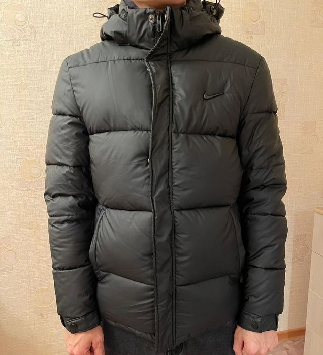 Продам куртки разных размеров