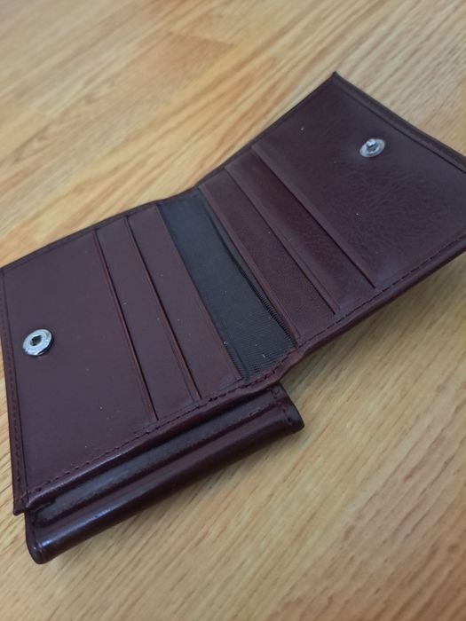 Portmoneu nou original din piele