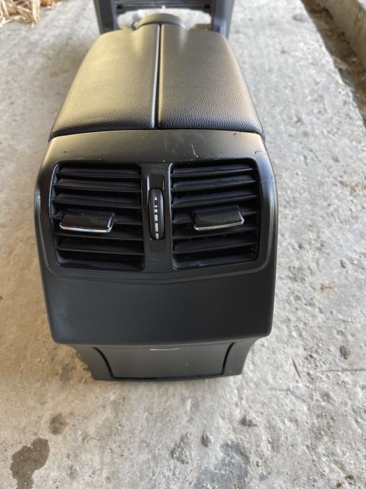 Cotiera Piele / Consola Centrala E Class W212 / S212