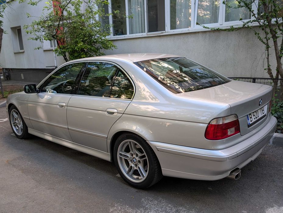 BMW 520i (170CP) steptronic (E39 facelift - motor M54B22)