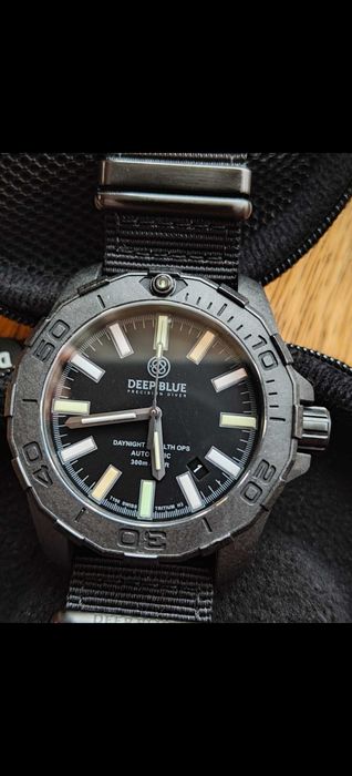 Deep blue diver 300m, automatic, tritium, sapphire