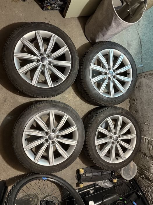 Продавам оригинални джанти от Audi