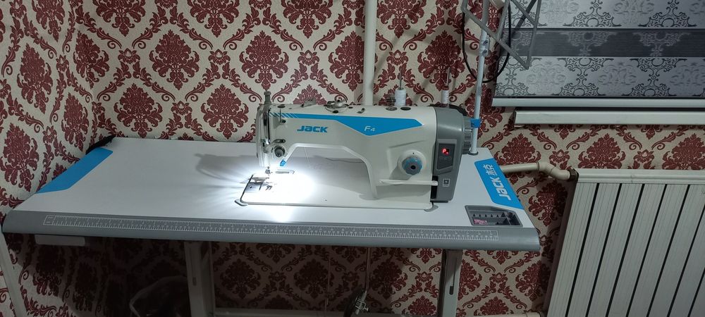 Тикув машина СОТИЛАДИ.ЯНГИ