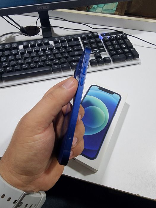 Iphone 12. 128Gb