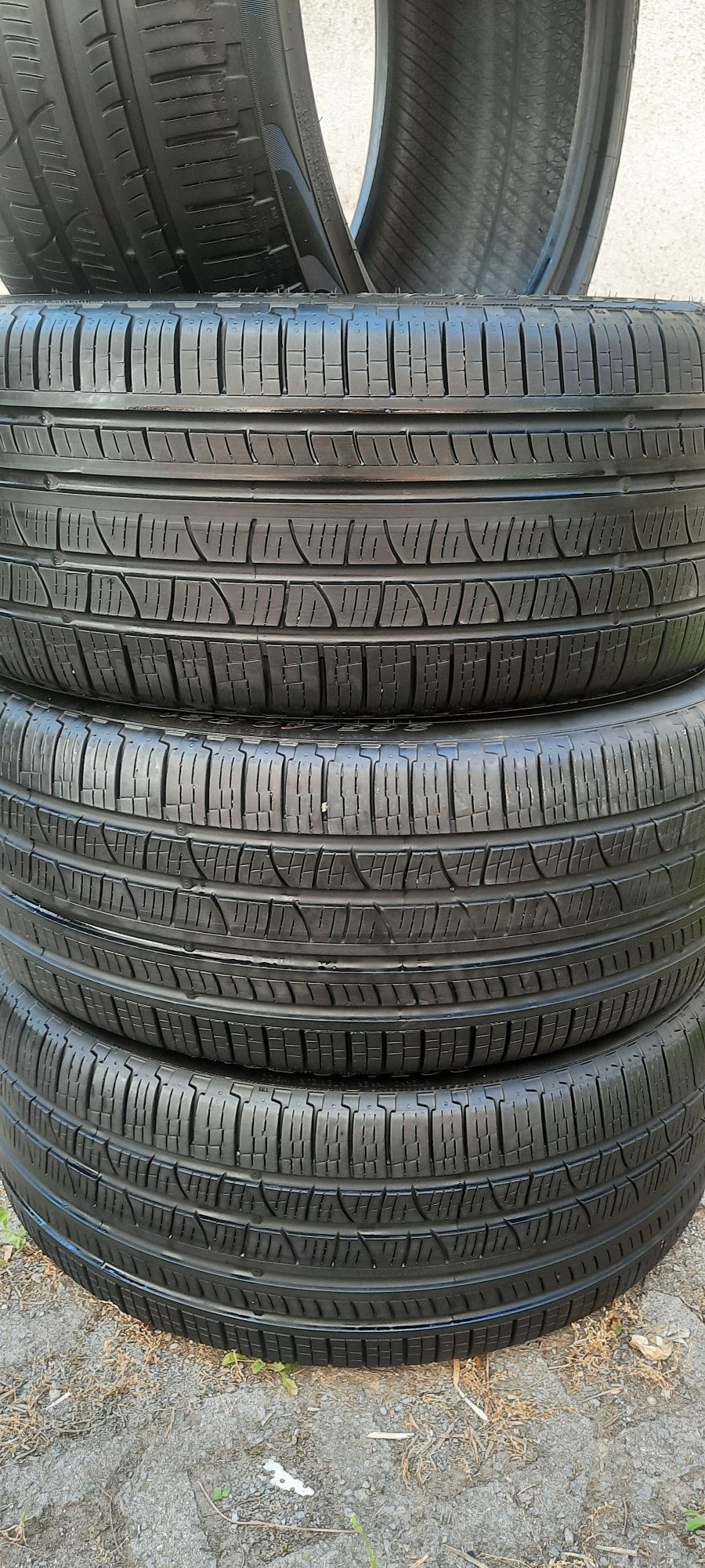 4 броя всесезонни гуми 265 40 21 Pirelli dot21