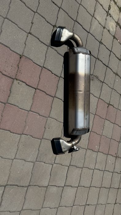 Продам выхлопную бочку оригинал