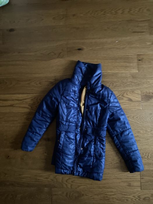 Geaca albastra de fete