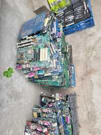 Vand placi electronice pentru reciclare