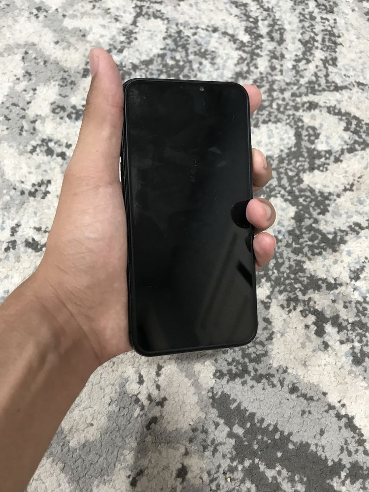 Iphone xs sotiladi