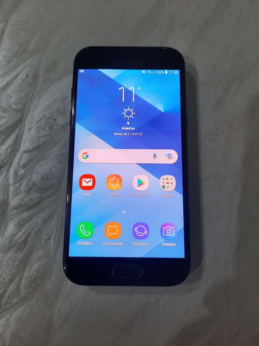 Самсунг А5 в хоршем рабочем состоянии . Оригинал.