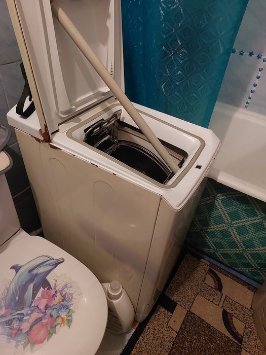 Продам стиральную машину