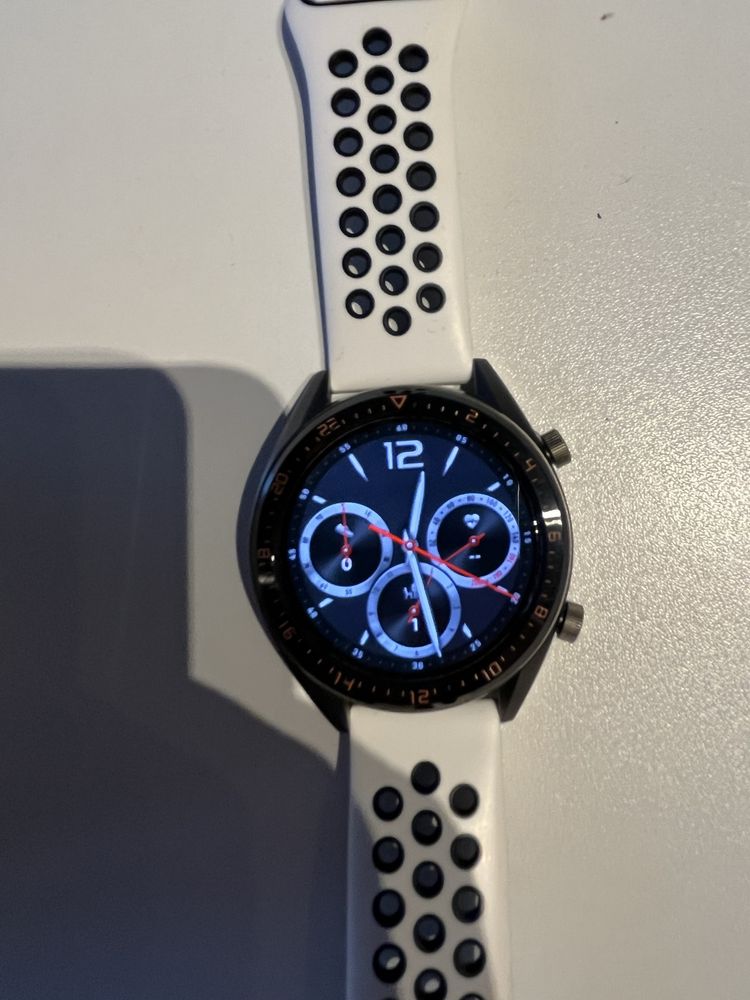Huawei Watch GT първа серия
