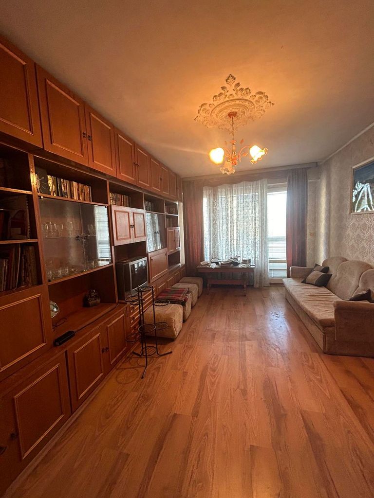 Продава се Тристаен апартамент в Севлиево - 77 кв.м за 709 €/кв.м - Снимка #4