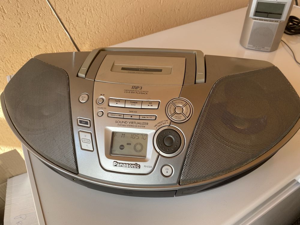 Radio casetofon cu cd mo3 Panasonic RX ES 23