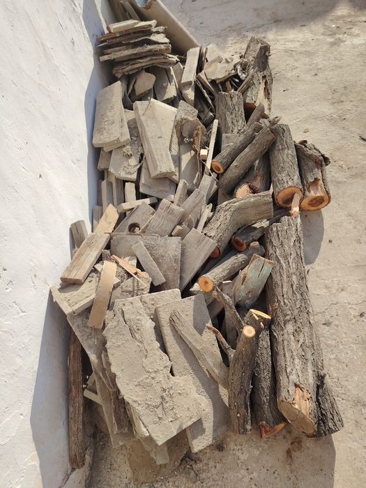 O'tin, taxta, daraxt sotiladi