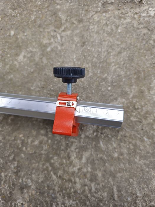 Линеал за рязане на плочки 120см