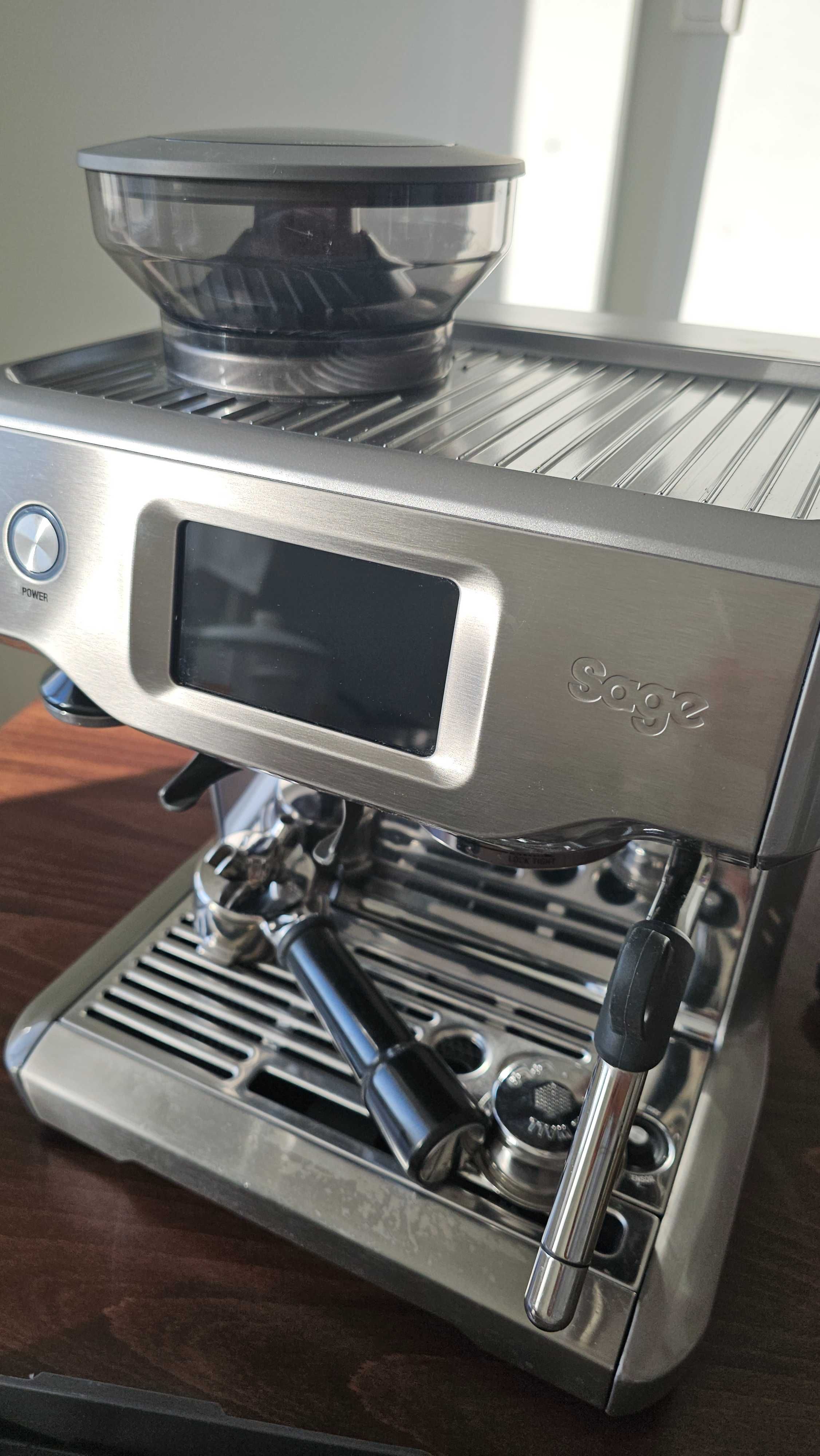 Кафемашина SAGE SES880BSS Barista Touch