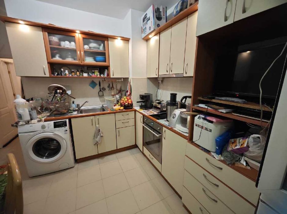 Продава се Тристаен апартамент в София, Свобода - 78 кв.м за 2821 €/кв.м - Снимка #2