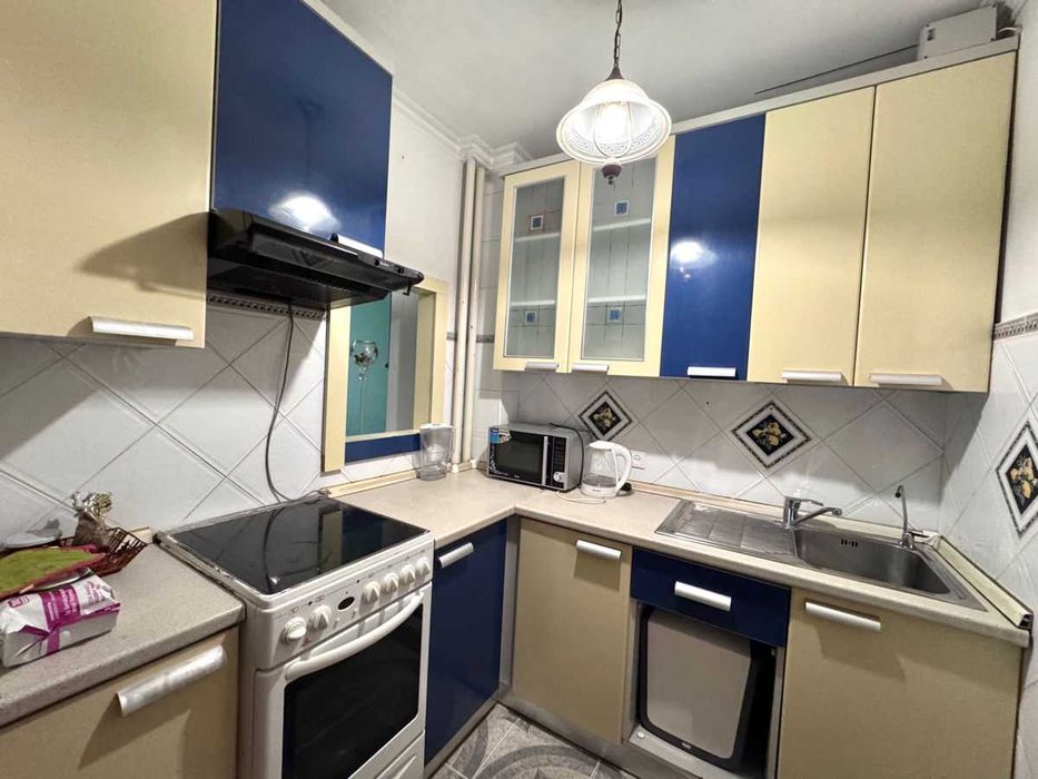 Дава се под наем Двустаен апартамент в София, Център - 70 кв.м за 350 € - Снимка #4