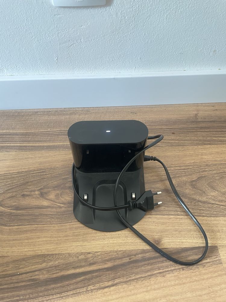 Roborock S6 MaxV зарядна станция