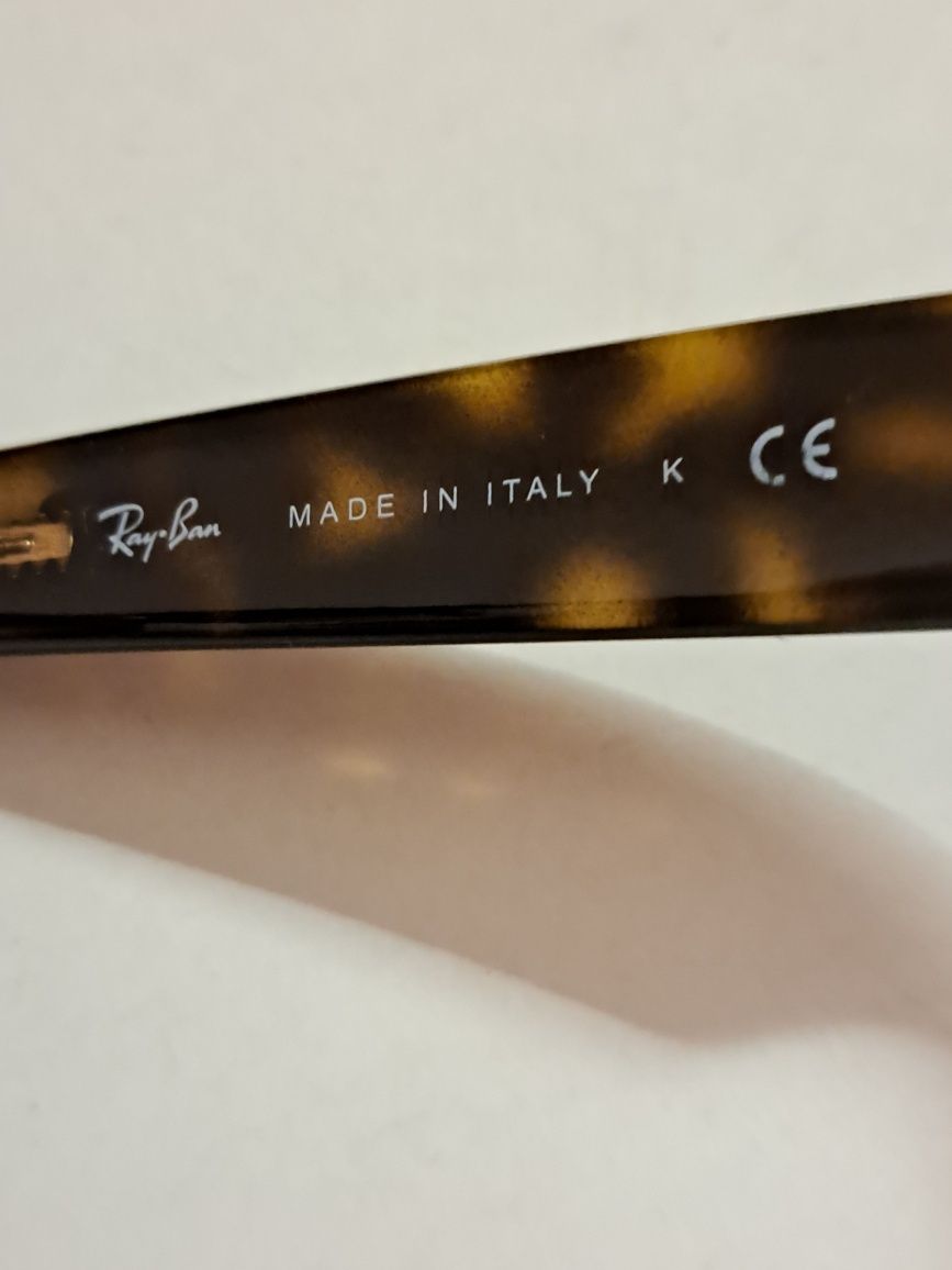 Слънчеви очила Ray-Ban New Wayfarer Classic RB2132 710/51