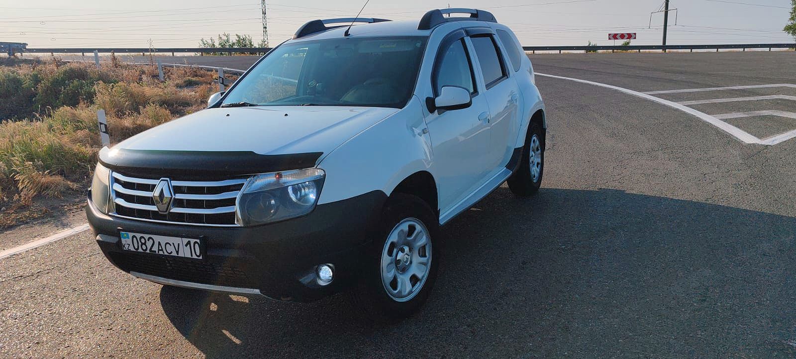 Renault Duster 2013 • 1.6 • Механика • 4WD • Отличное состояние