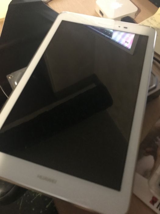 продавам таблет  Huawei MediaPad T1 8.0