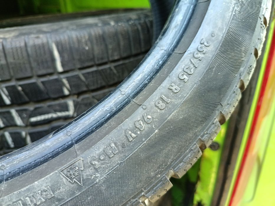 Anvelope MS iarna 255 35 18 continental 2017 5.4mm