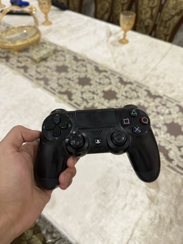 PlayStation 4 с подпиской