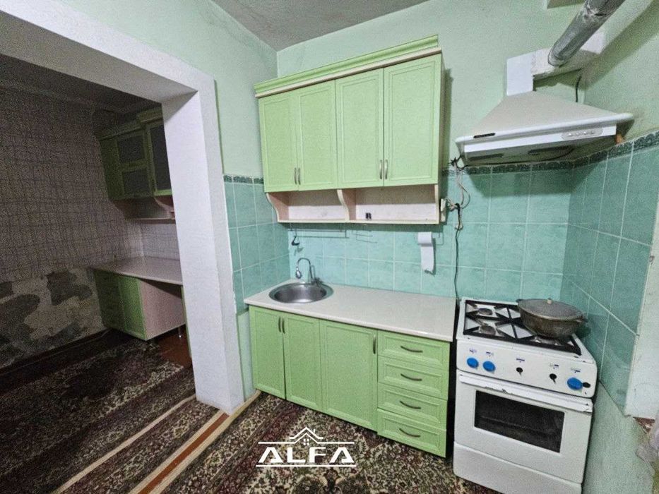 Buxoroda kvartira uy xonadon sotiladi 3 xonali 84m² 1-qavat.