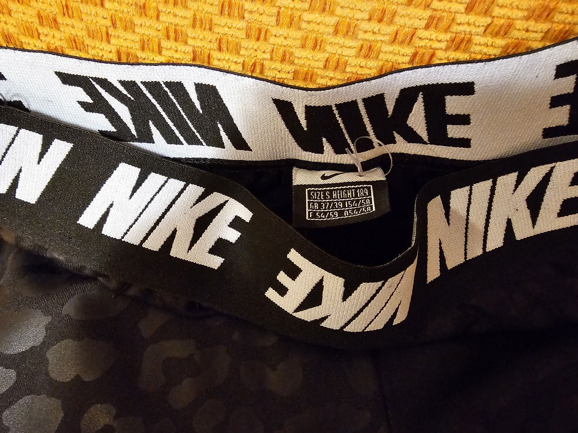 Спортен екип Nike - S размер
