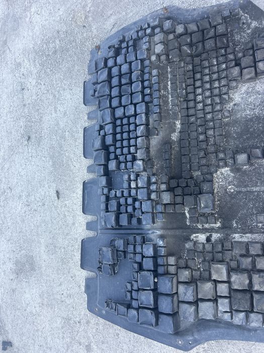 Кора под двигателя за VW polo 4