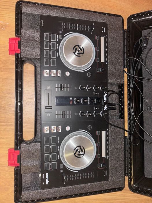 Dj controller Numark