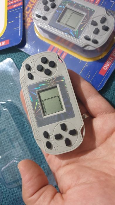 Retro Poket Arcade 23 Games 6+ Over 200 Levels 2 Buc