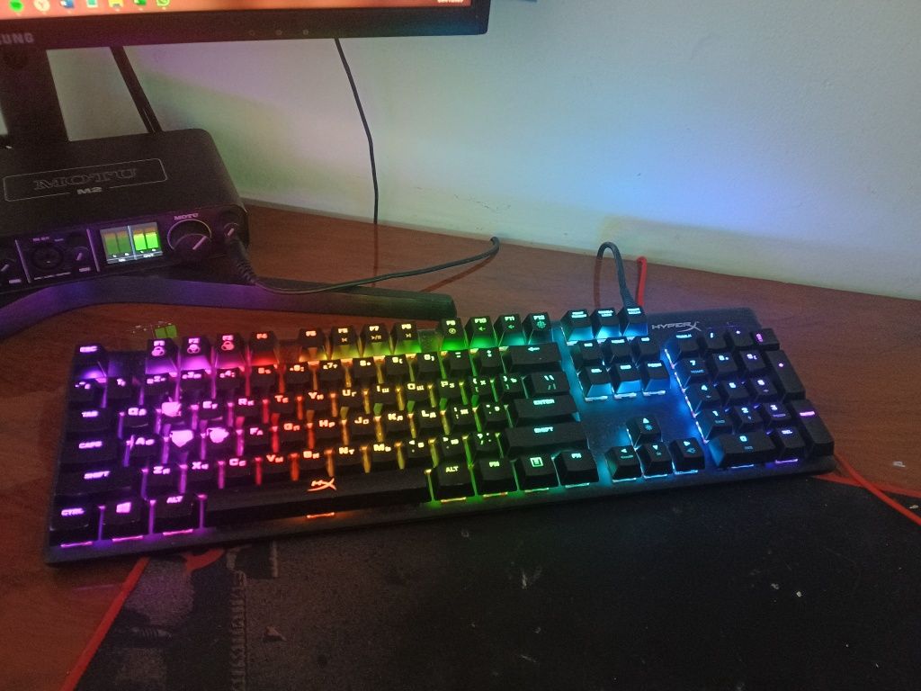 Игровая клавиатура hyperx alloy origins