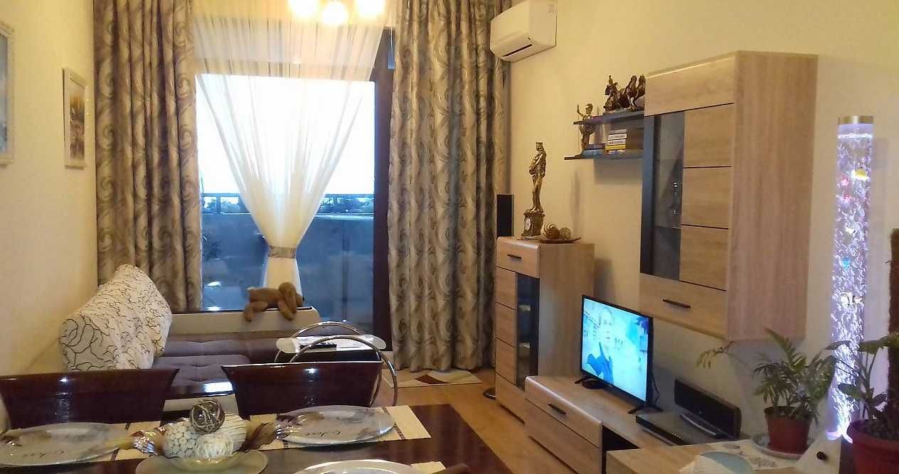 Дава се под наем Двустаен апартамент в Бургас, Зорница - 80 кв.м за 178.5 € - Снимка #1