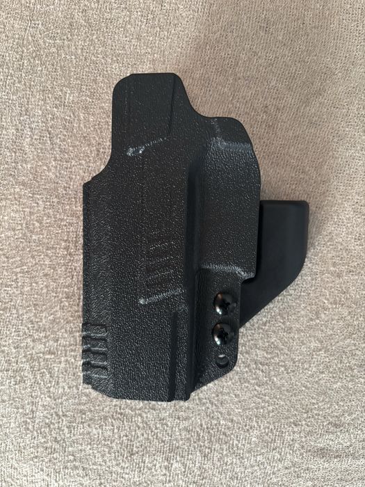 Кобур за CZ P10C