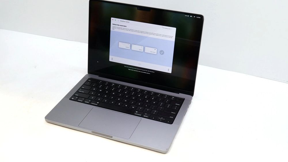 MacBook Pro 1 Pro 14 inch